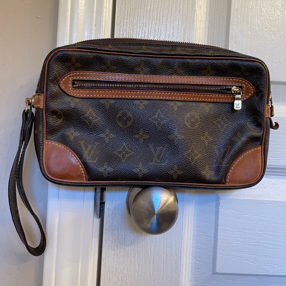 Vintage 90’s Louis Vuitton Monogram Marly Dragonne GM Clutch